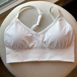 ebb to street bra light support c/d cup